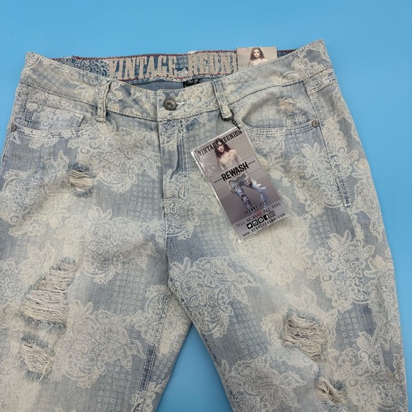 Vintage Reunion Floral Lace Print Distressed Rewash Jeans Size 9/10 - Picture 2 of 9